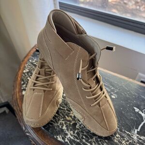 LDeck | Chukka Sport Casual Shoe | Khaki Suede | SZ 39 EU - 8 US Women’s